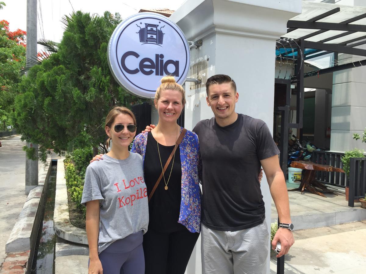 Celia Hostel Mandalay Exterior foto