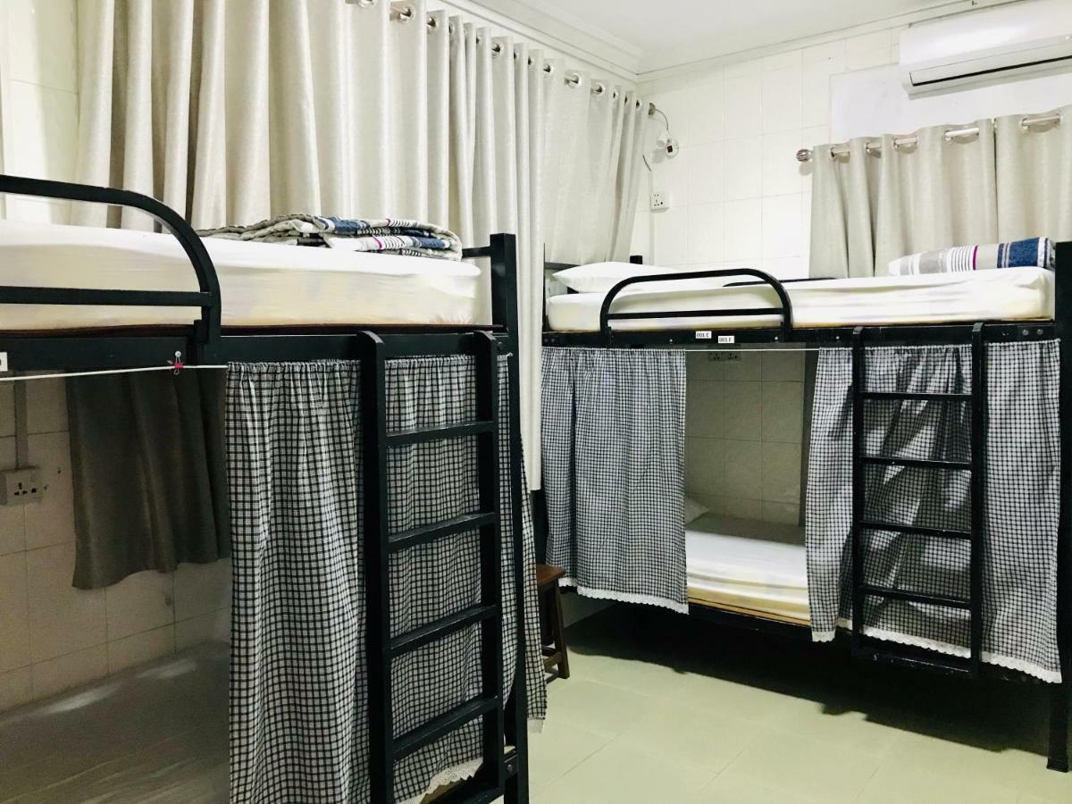Celia Hostel Mandalay Exterior foto